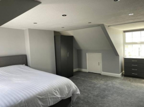 Large self contained 1 bedroom flat with parking.